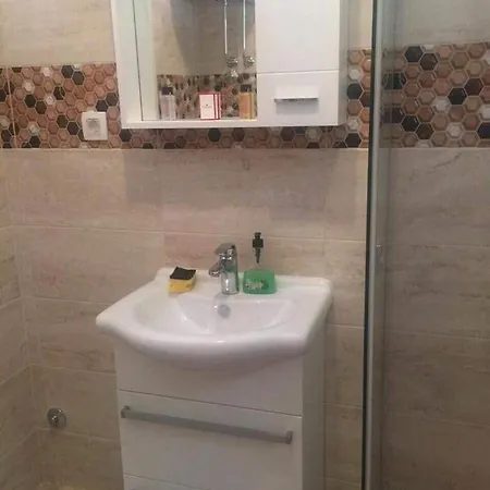 Apartnman Jovana * Подгориця